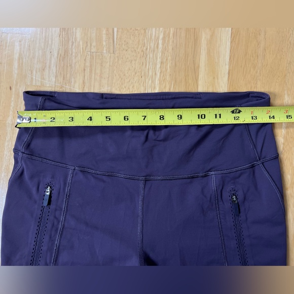 Lululemon Invigorate Tight 7/8 Tight size 8 - Picture 13 of 16